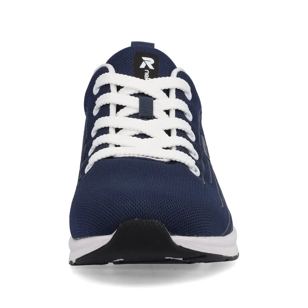 40108 Lace Up Sneaker