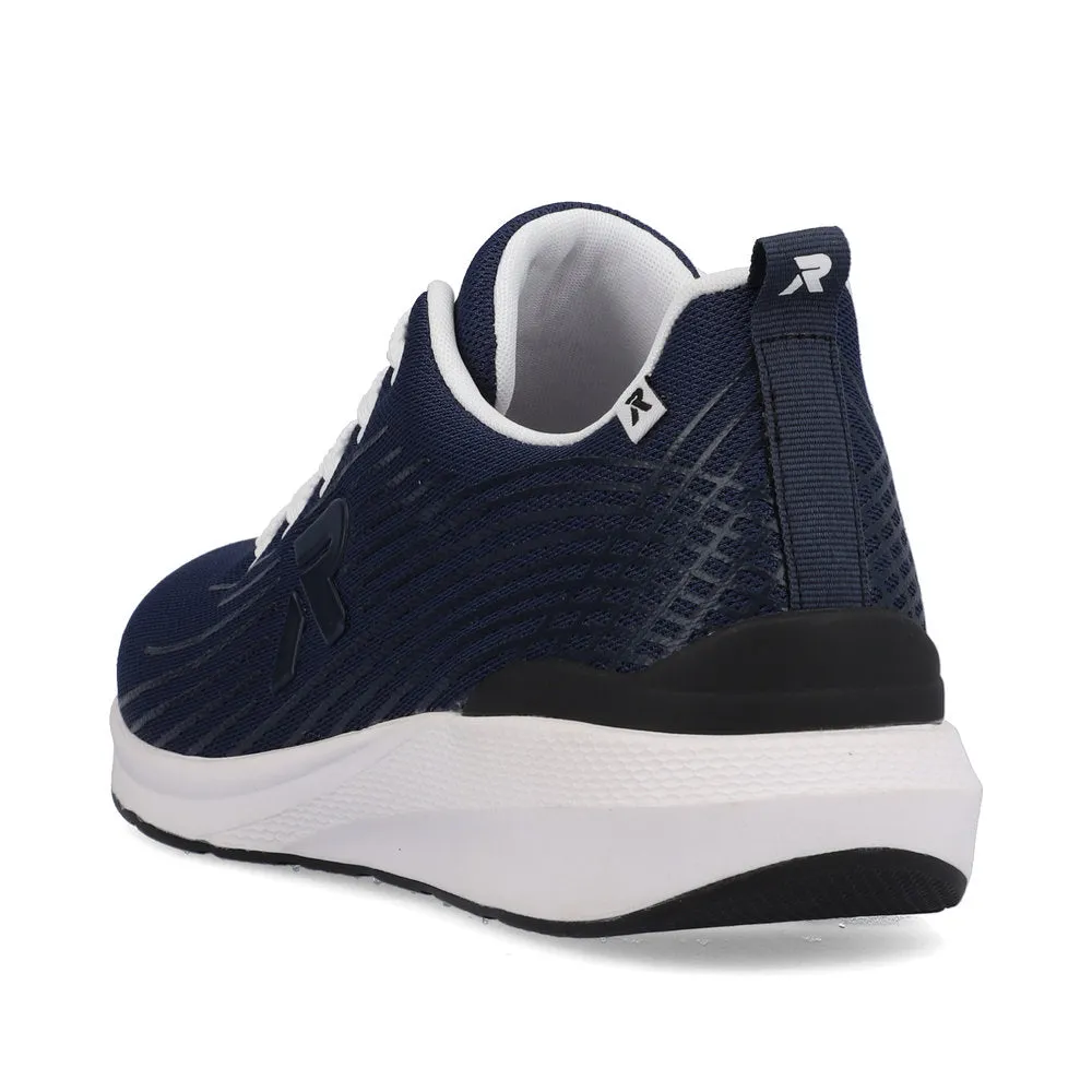 40108 Lace Up Sneaker