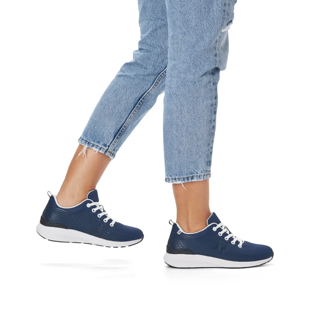 40108 Lace Up Sneaker
