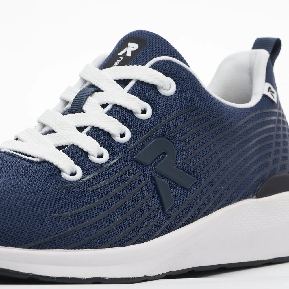 40108 Lace Up Sneaker
