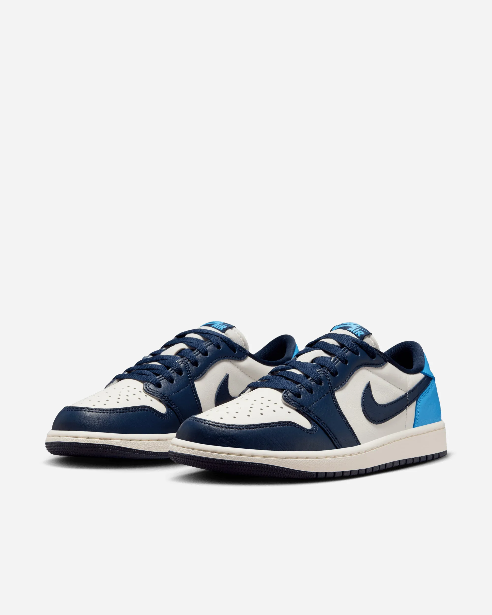 Air Jordan 1 Low OG "Obsidian"