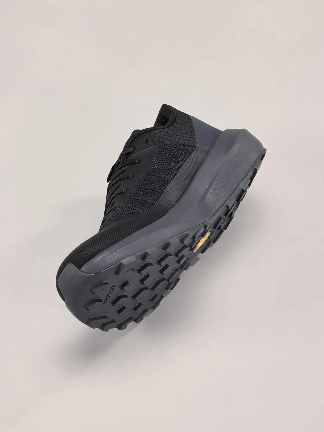 Arc'teryx Women's Norvan LD 4 - Lightweight Mountain Running Shoes for Women, Long Distance Running Shoes for All Terrains
