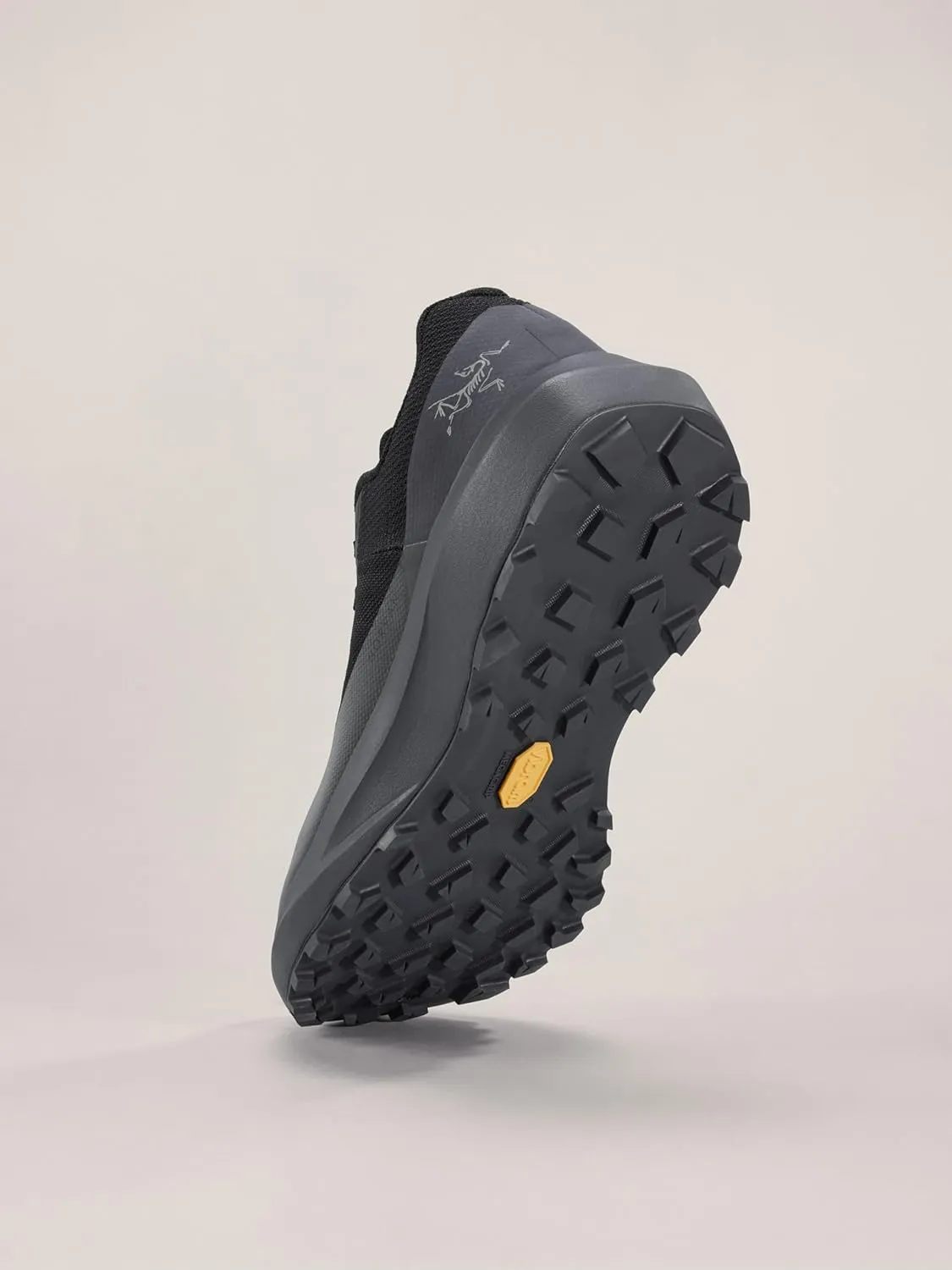 Arc'teryx Women's Norvan LD 4 - Lightweight Mountain Running Shoes for Women, Long Distance Running Shoes for All Terrains