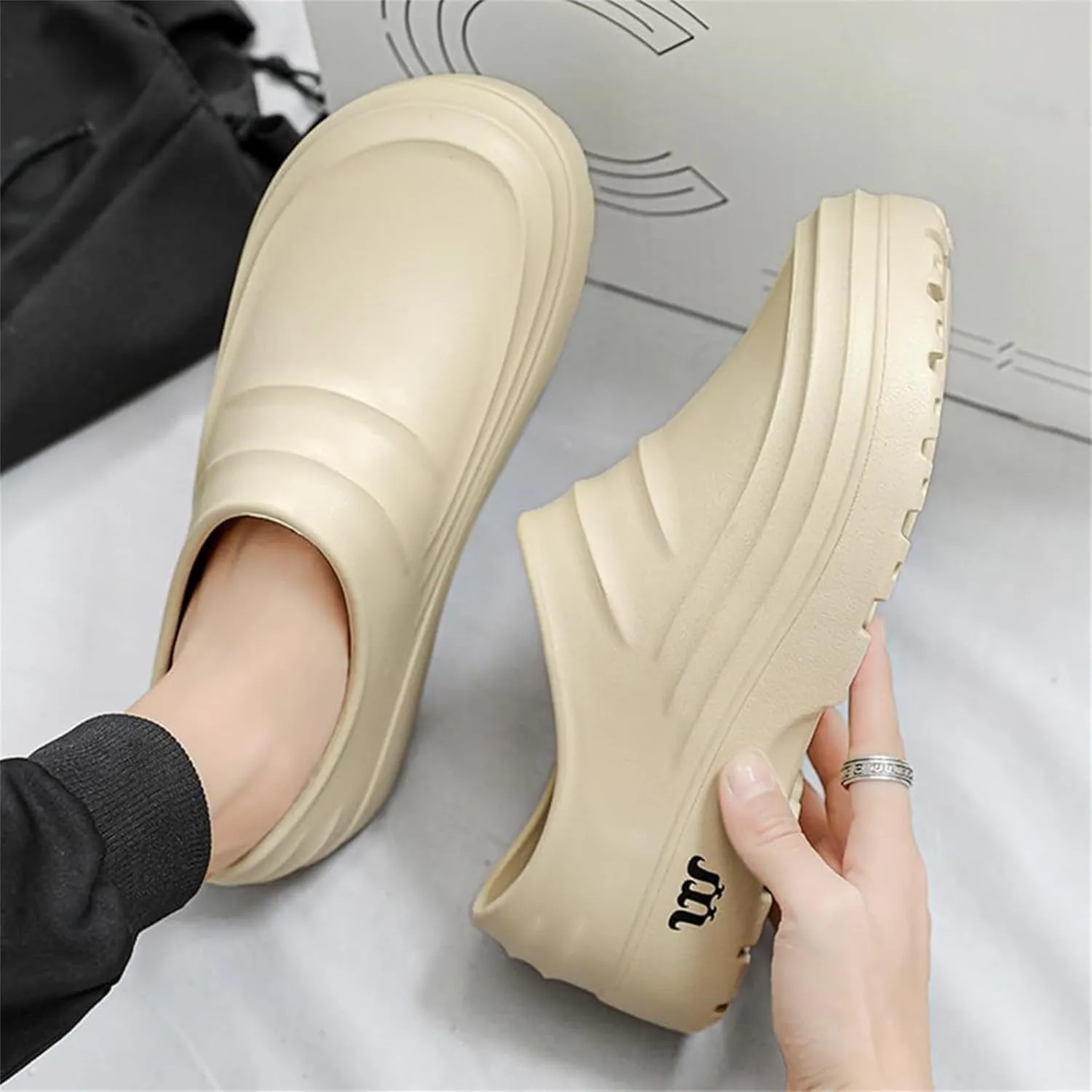 Armadillo Chef Shoes Non Slip Work Shoes for Men Women Clogs Comfortable Nursing Slip Resistant Work Shoe Lightweight Ideal for Kitchens Healthcare Gardening