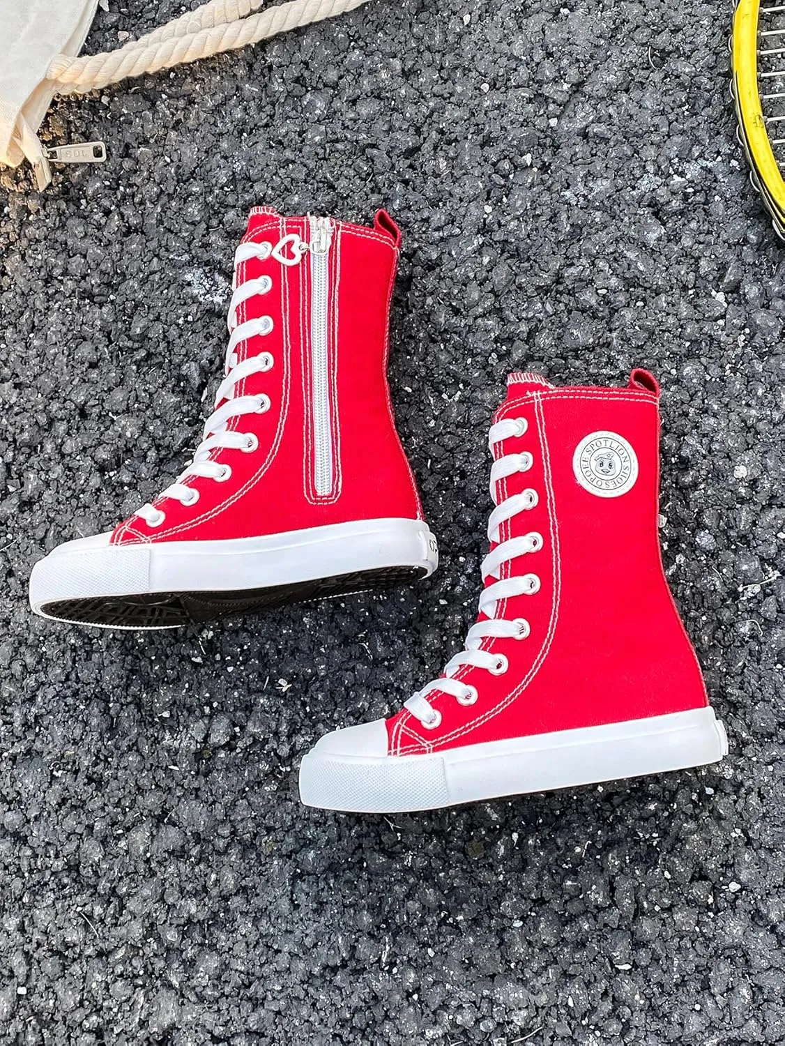 Boys and Girls High Top Children's Canvas Shoes Fashion Street Dance White Campus Shoes Outdoor Leisure Sneakers Shoes