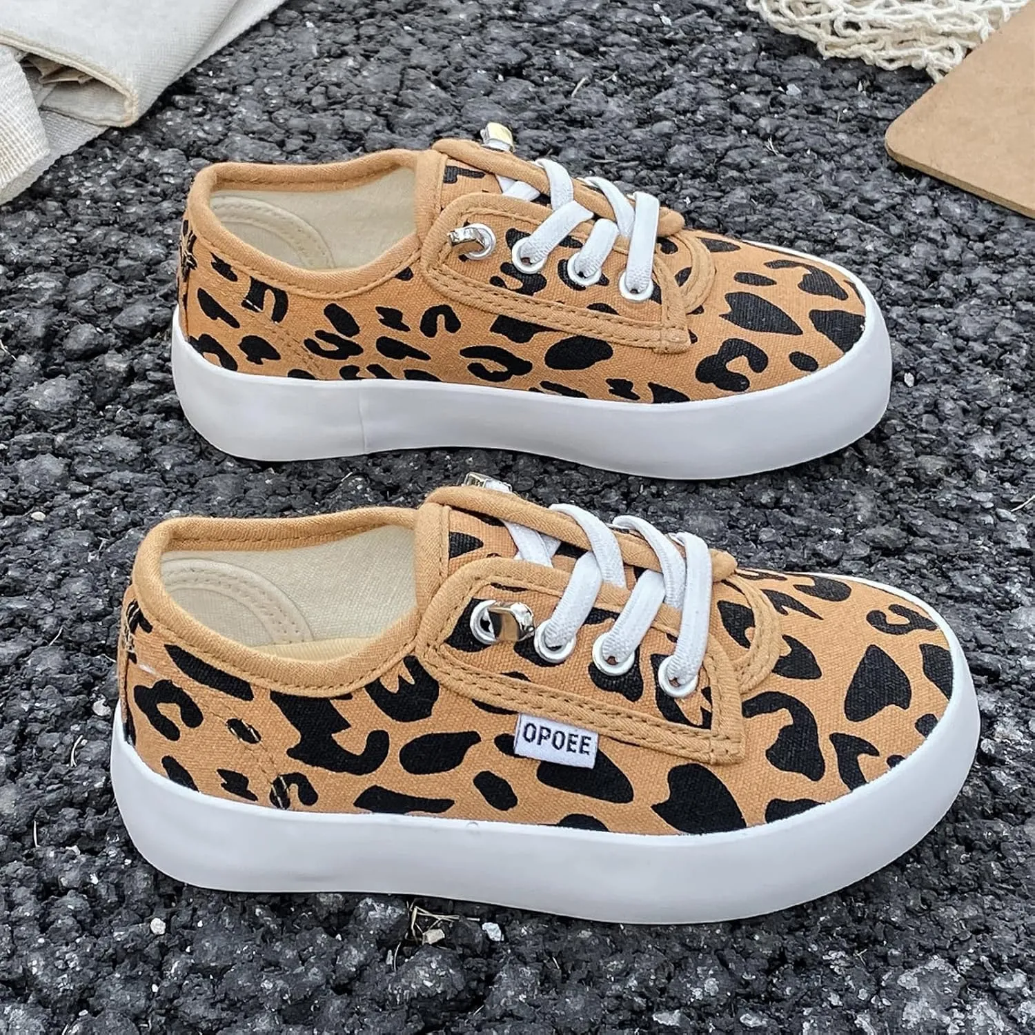 Boys and Girls, Low Cut Children's Canvas Shoes, Wide Fitting Lazy Skateboard Shoes
