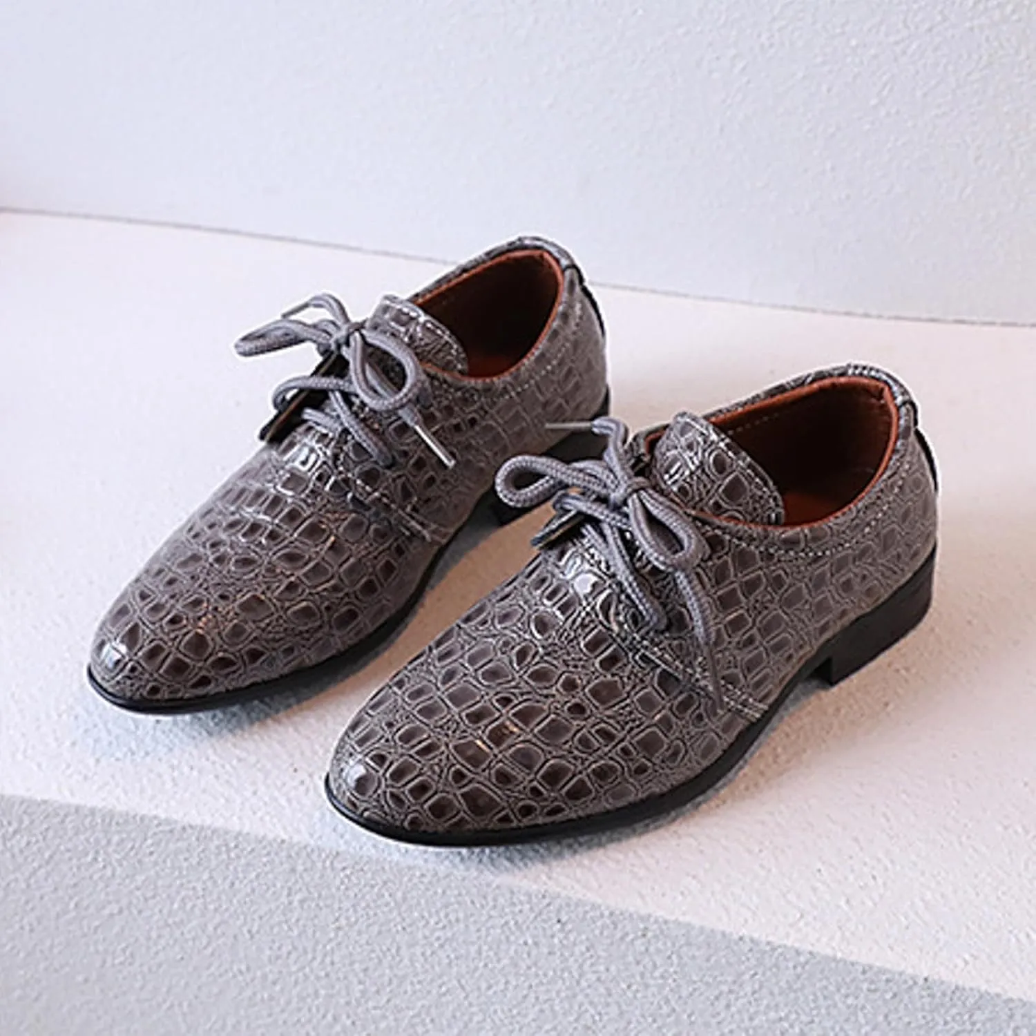 Boys Dress Shoes Toddler Kids Retro Pointed Toe Low Heel Lace Up Comfort Leather Shoes Dance Party Birthday Performance Shows
