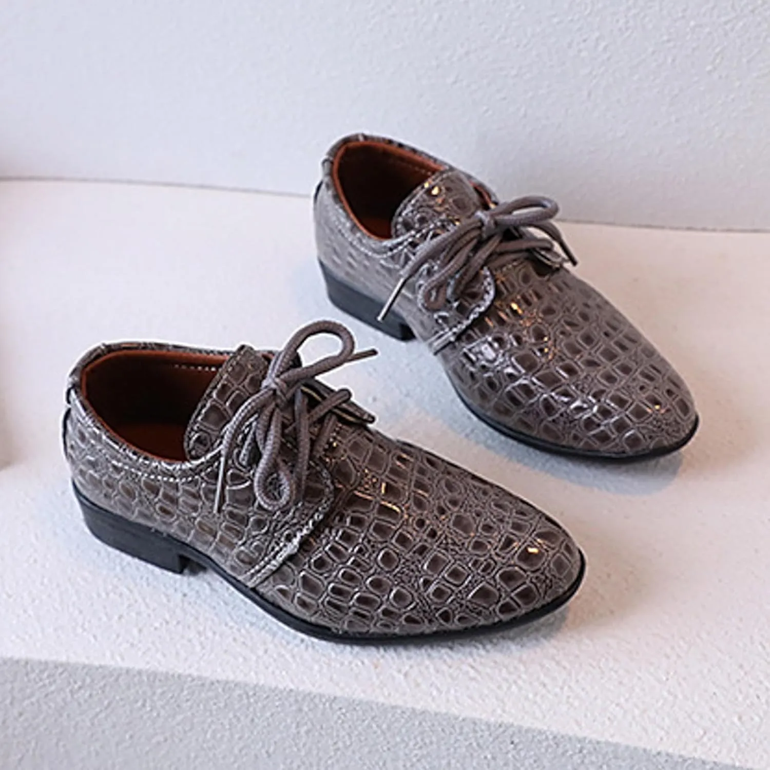 Boys Dress Shoes Toddler Kids Retro Pointed Toe Low Heel Lace Up Comfort Leather Shoes Dance Party Birthday Performance Shows