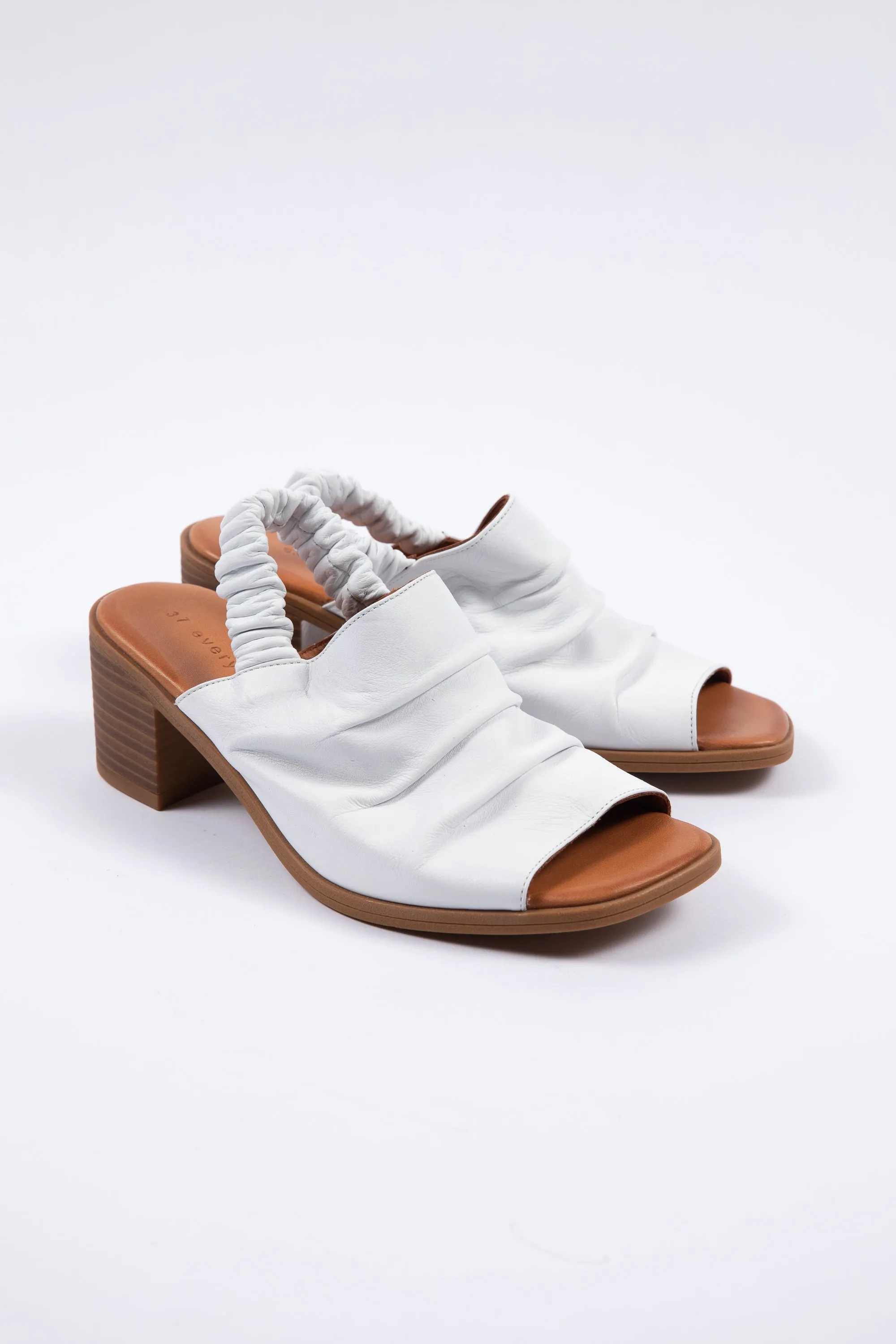 Chloe Leather Sandals White - Brave True