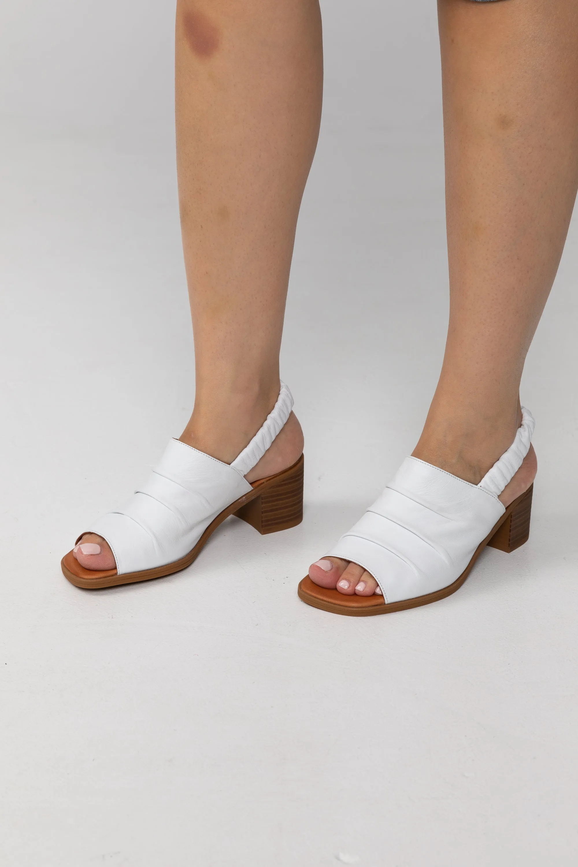 Chloe Leather Sandals White - Brave True