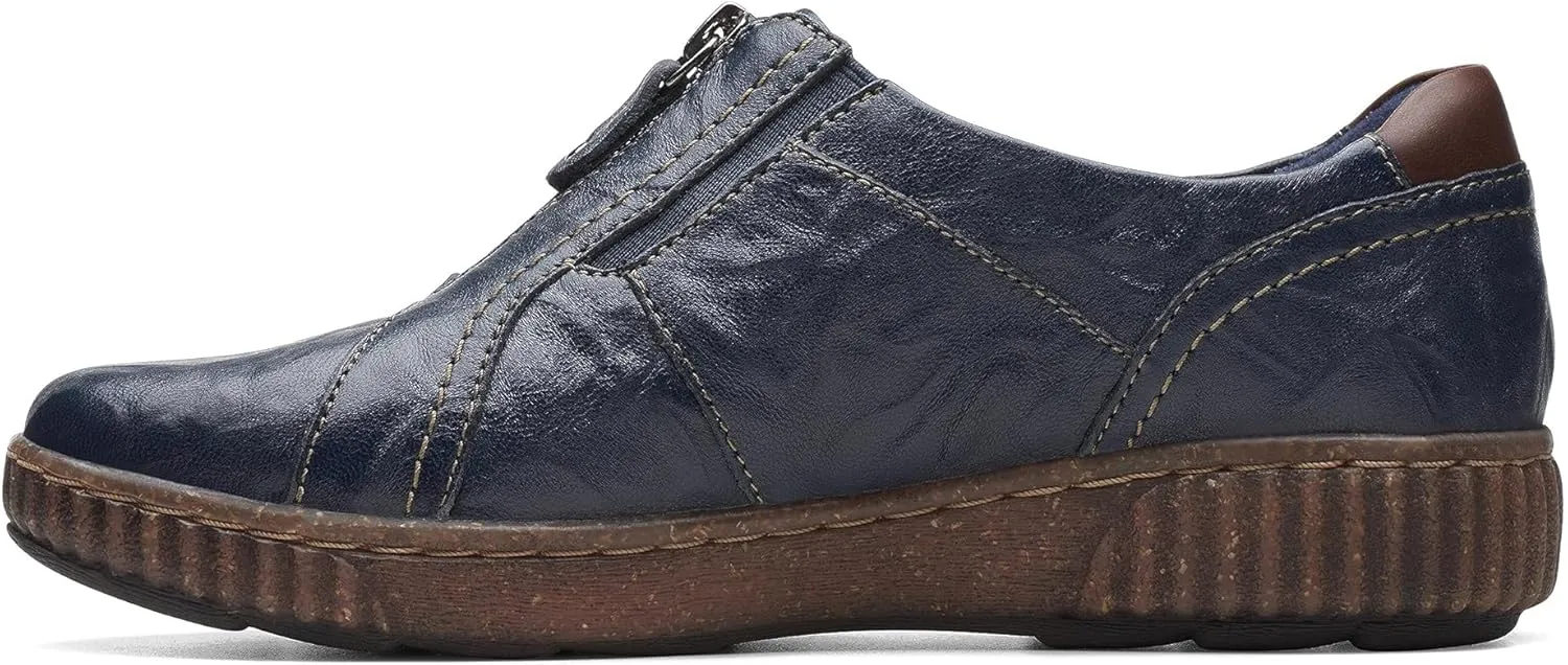 Clarks Women's Magnolia Zip Sneaker