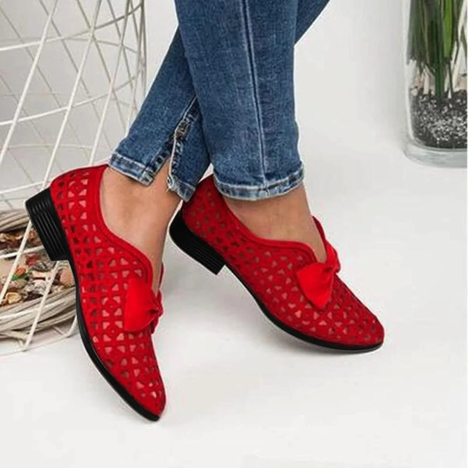 Closed Toe Casual Slip On Sandals for Women Flat,Pointed Toe Breathable Hollow Out Low Chunky Heel Shoes (Red, 6.5)