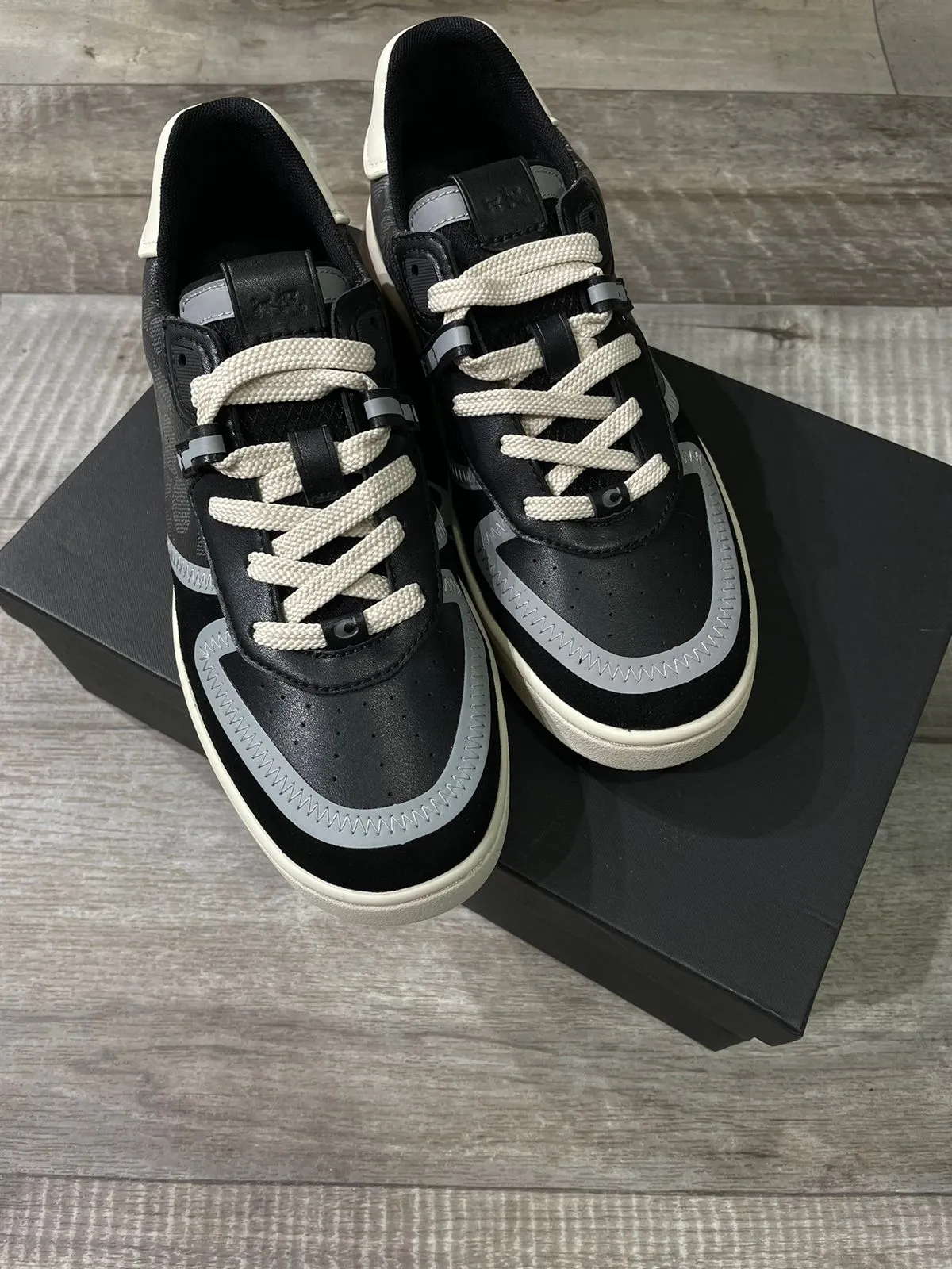 COACH || Citysole Low-Top Lace-Up Shoes