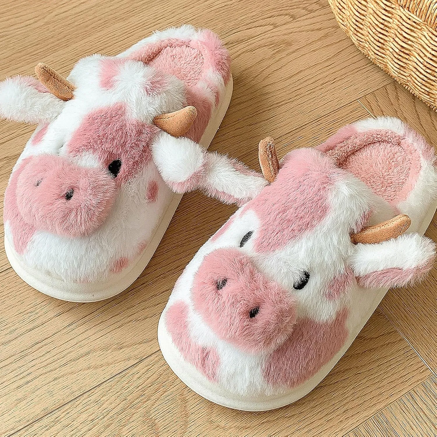 Cow Slippers for Women, Fluffy Animal Print Slipper for Adults, Winter Cartoon Fuzzy Cute Bedroom House Shoes with Memory Foam for Indoor Outdoor, Thick Cozy Kawaii Slides