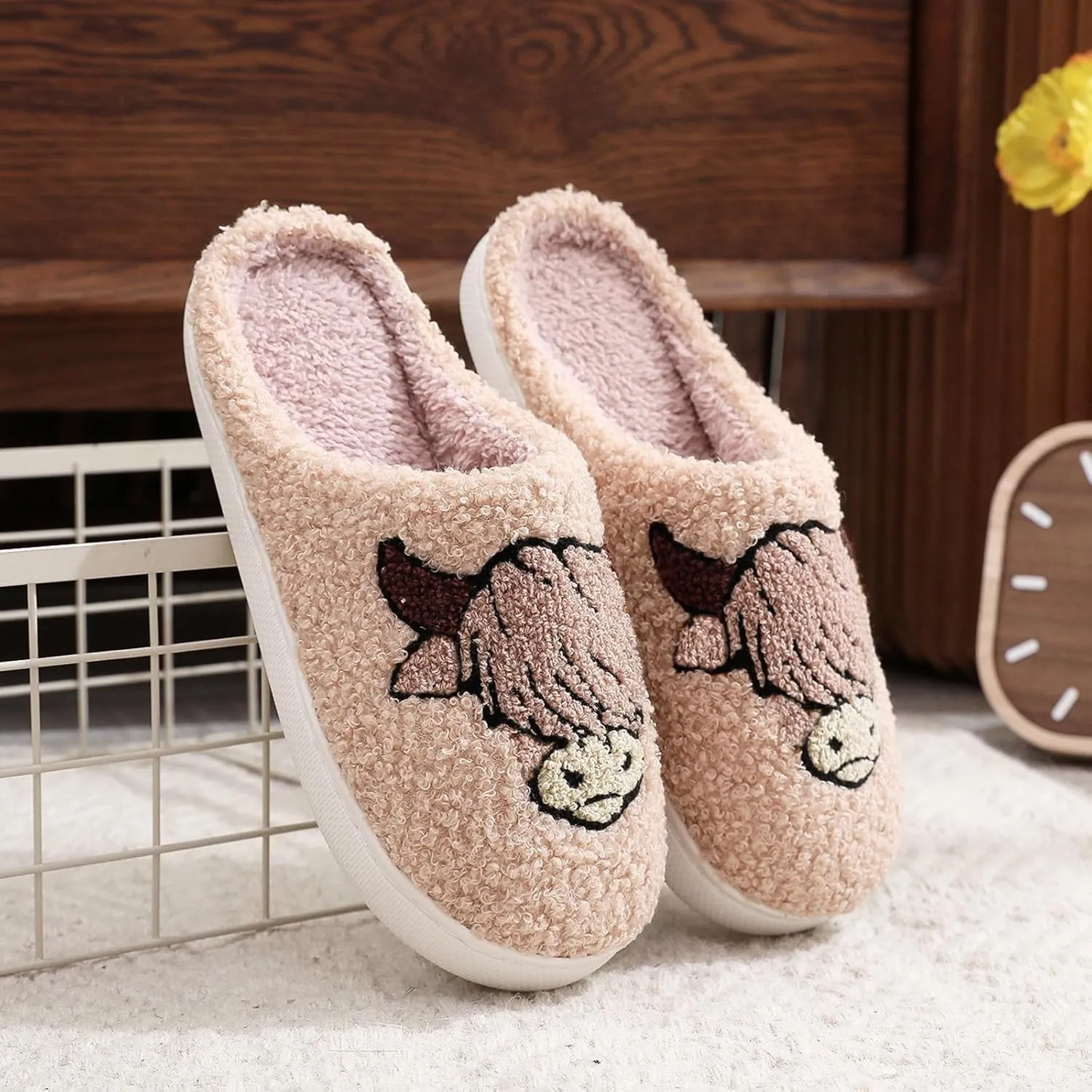 Cute Animal Slippers for Women Man Cartoon Animal Slippers for Woman Fuzzy Memory Foam Winter Warm Fluffy Shoes
