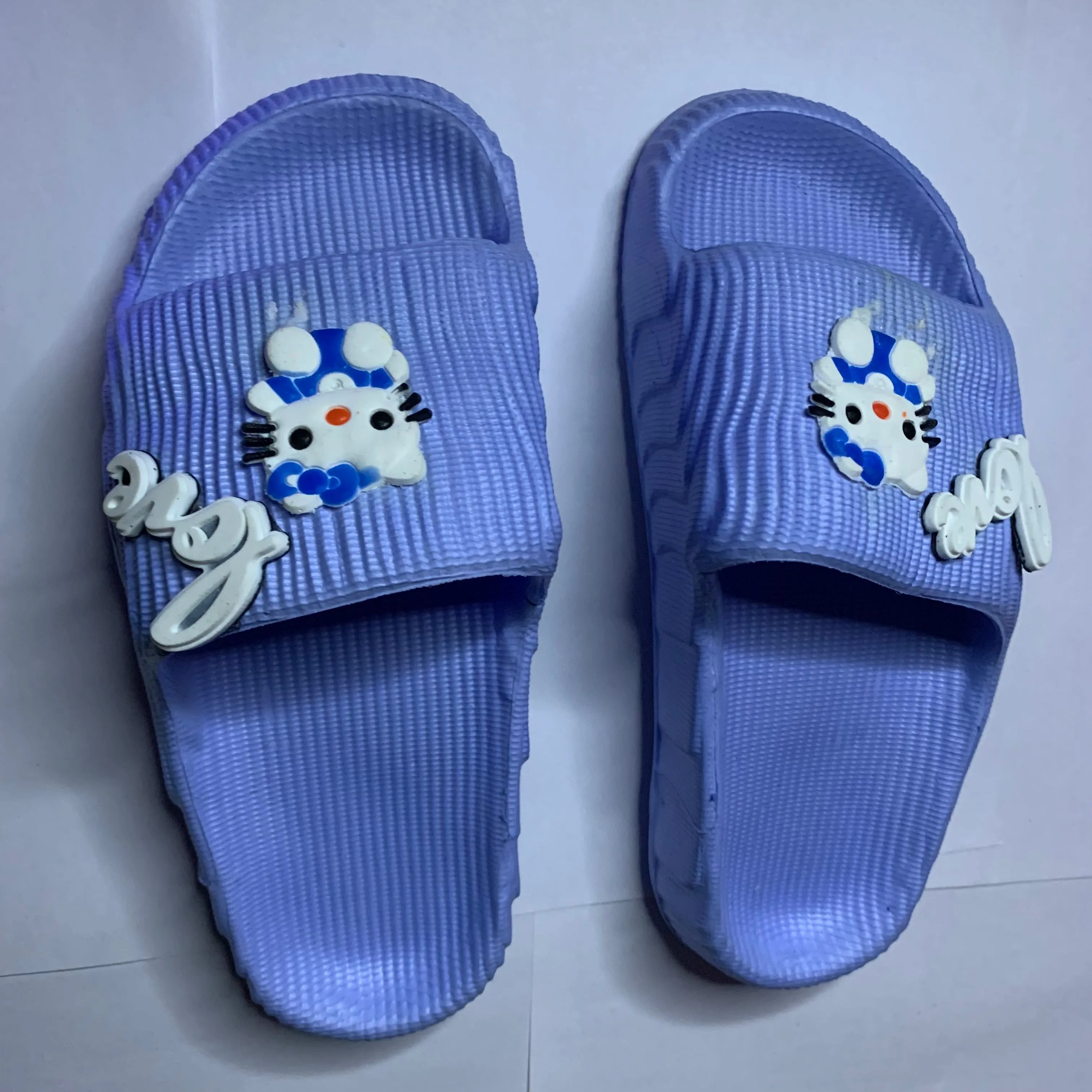 Cute Hello Kitty Slippers - Stylish