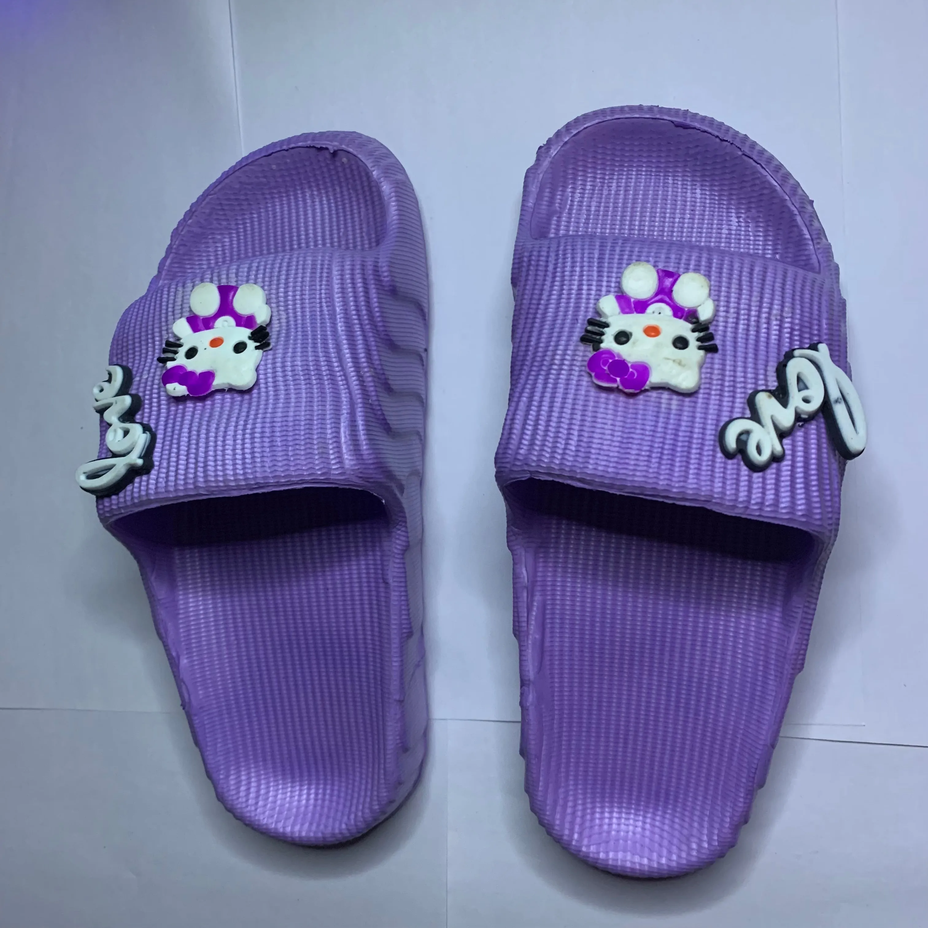 Cute Hello Kitty Slippers - Stylish