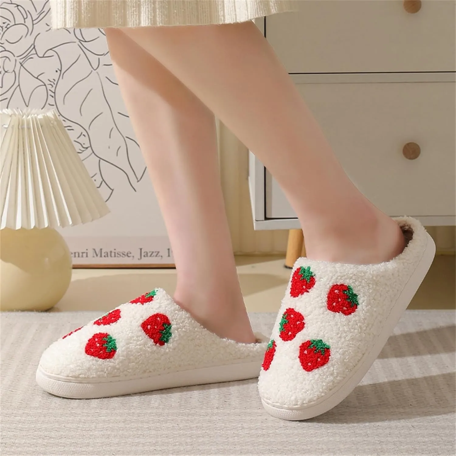 Cute Strawberry Pattern Women's Bedroom Slippers - Warm, Soft, Fuzzy, Non-Slip