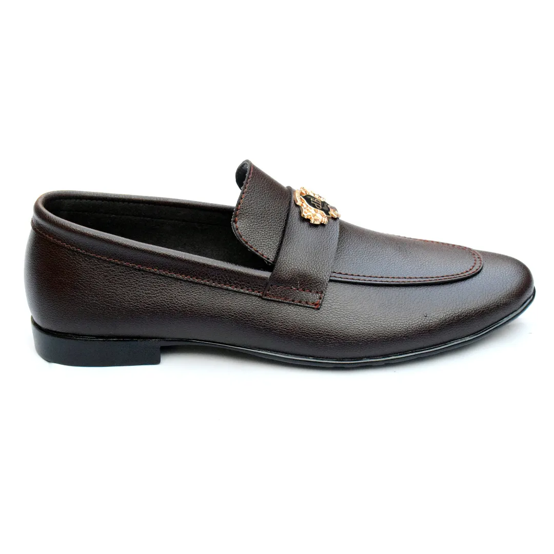 Elegant Brown Formal Shoes with Gold Crest Detailing MR323