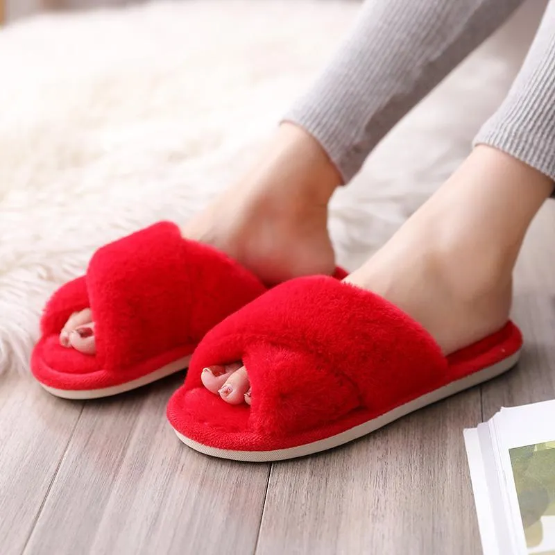FAUX FUR CROSSBAND INDOOR SLIPPERS