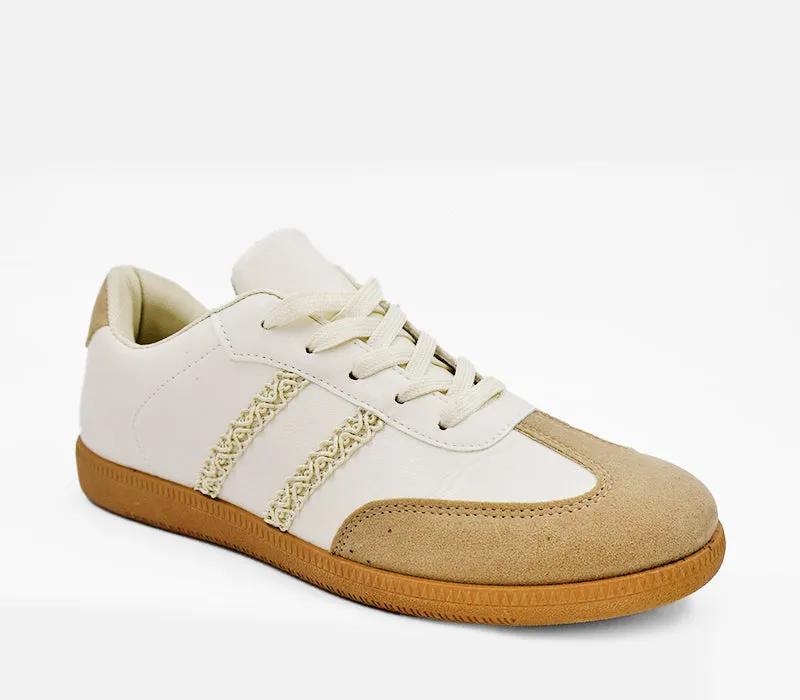 Flat Sneaker