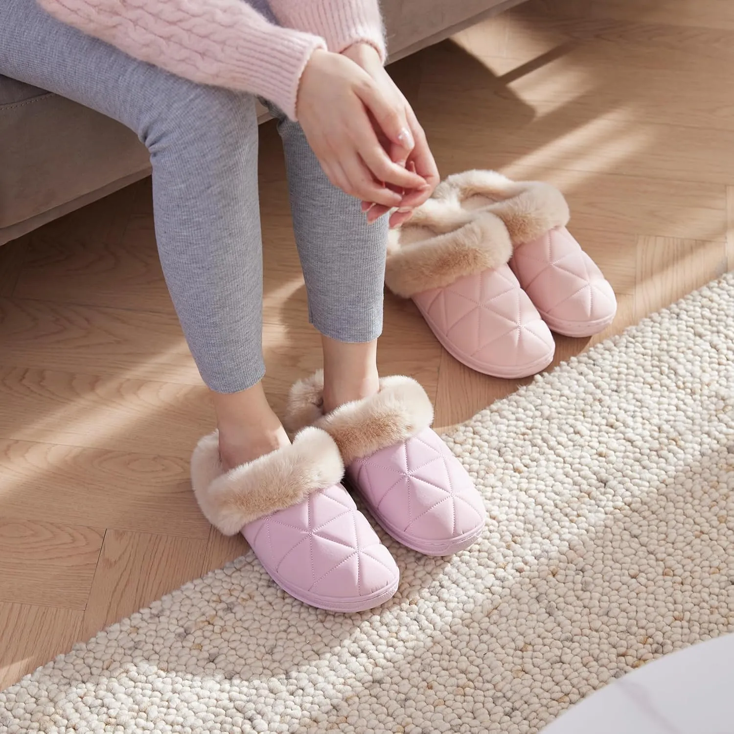 Fuzzy Womens Slippers Memory Foam House Slippers for Women Indoor and Outdoor Cozy House Shoe with Anti-Skid Sole