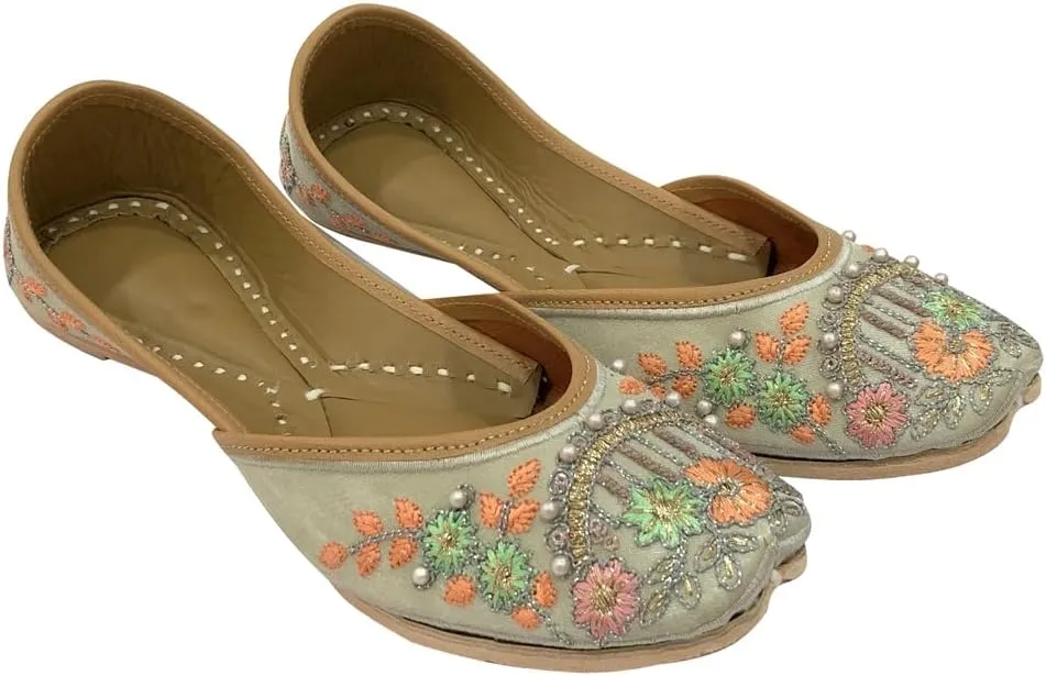 Gold Punjabi Jutti for Ladies Jutti Shoes Punjabi Shoes Handmade Shoes Ethnic Mojari Traditional