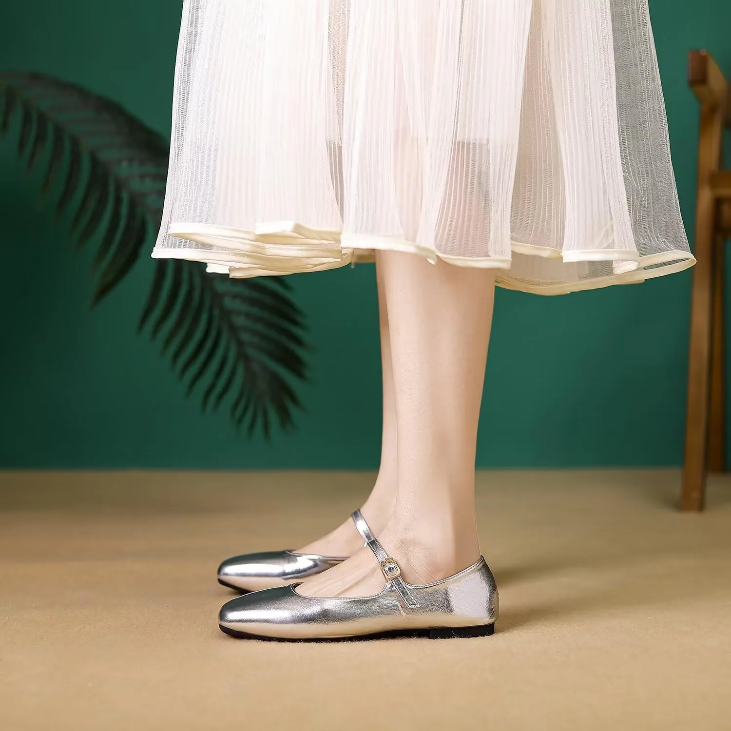 Hee grand Leather Mary Jane Shoes for Women Dressy Square Toe Ballet Flats with Strap Comfortable Walking Shoes Soft Leather Dress Shoes
