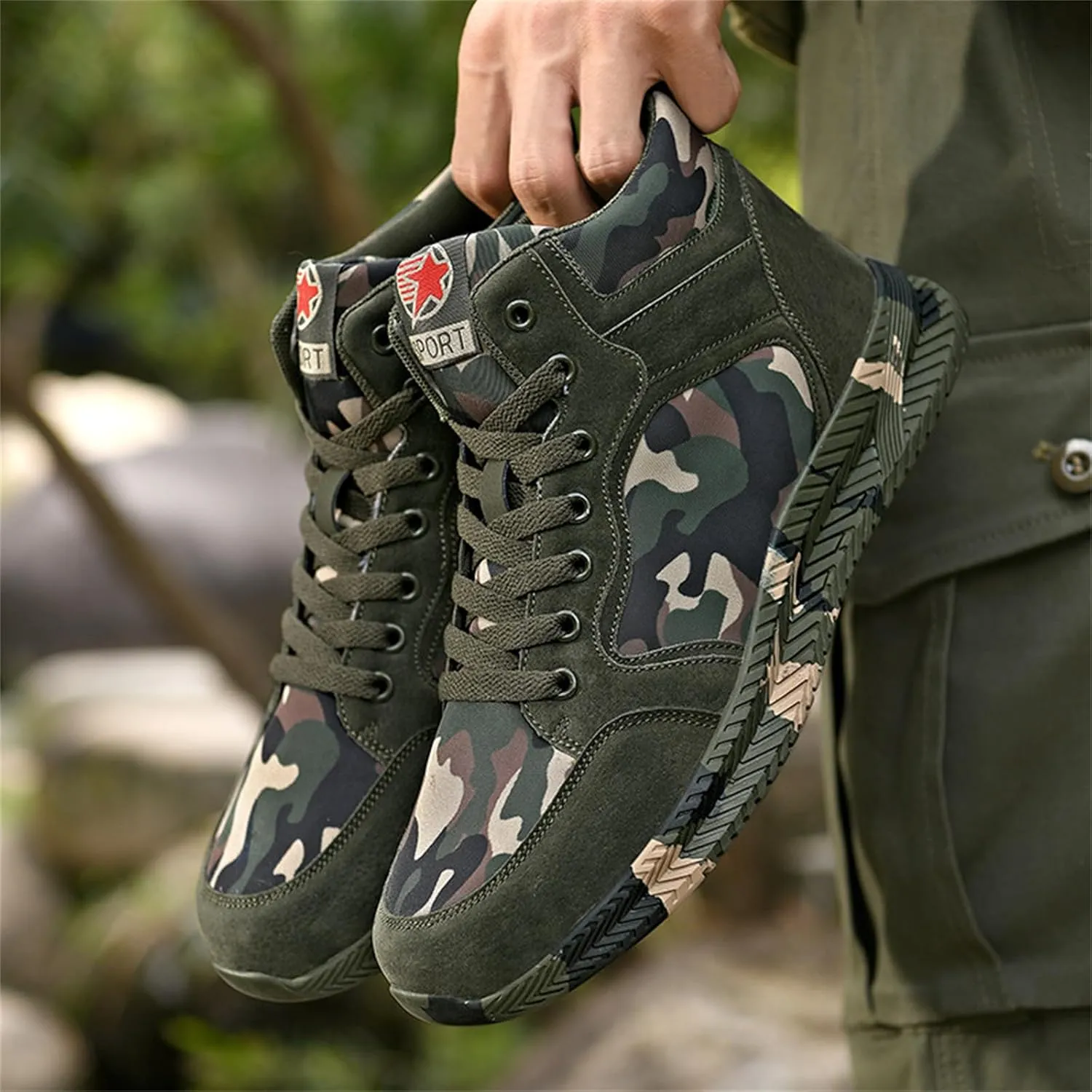 High-top Sports Canvas Camouflage Shoes Suitable for Outdoor Mountaineering and Hiking Training