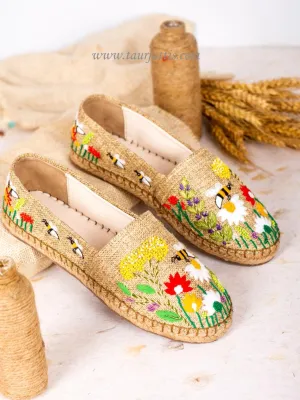 HONEY BEE CANVAS