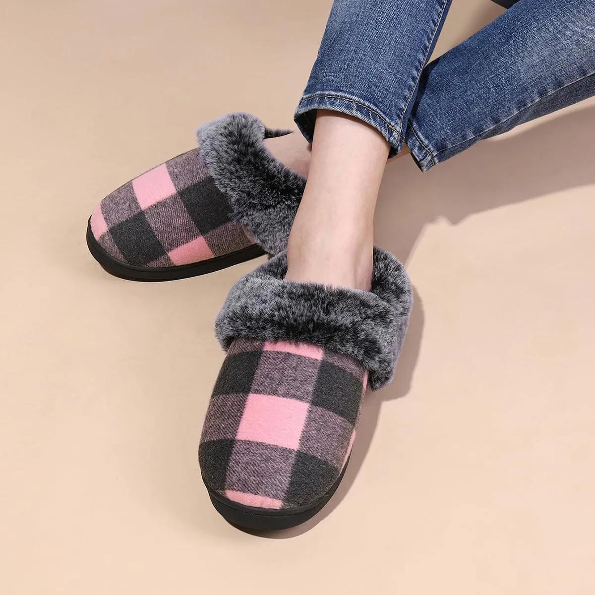 House Slippers for Woman Men, womens slippers on House Shoes Cozy Memory Foam Scuff plaid slippers with Fuzzy Faux Fur Comfortable Non-Slip Warm Fuzzy Checkered Slippers Indoor outdoor