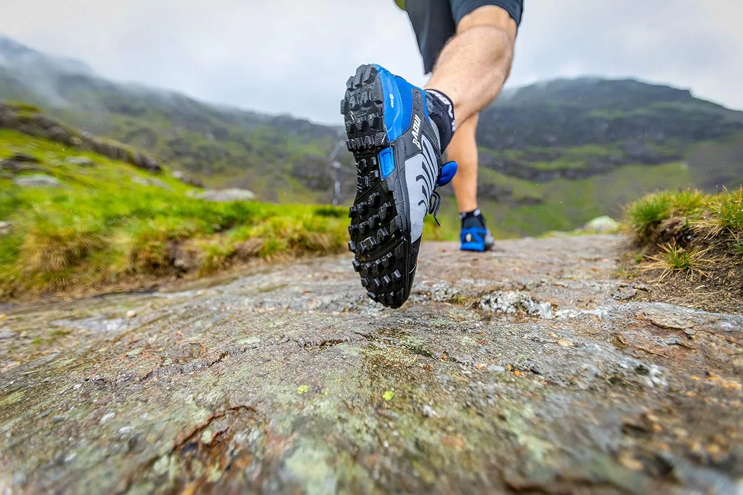 Inov-8 Men's Running Shoes Hiking