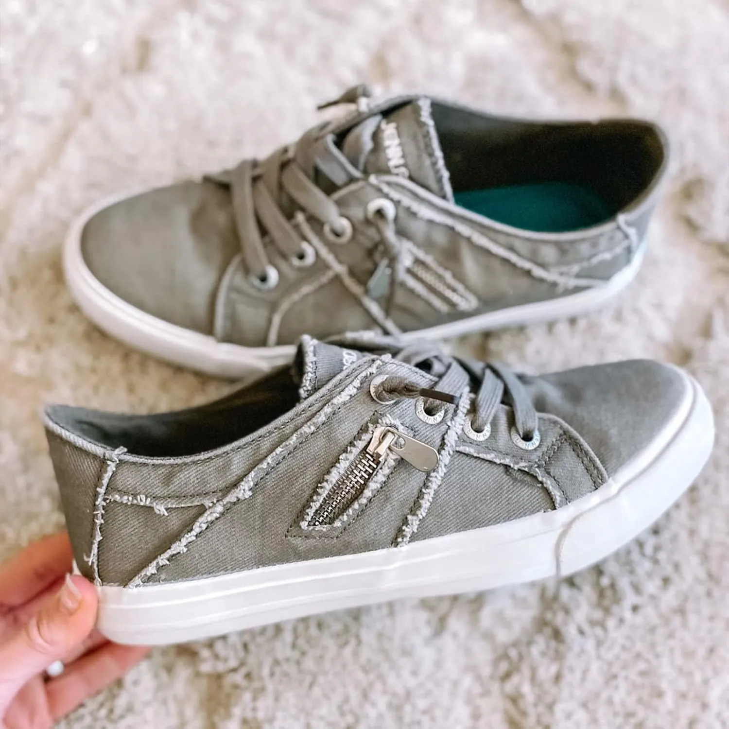 JENN ARDOR Women Sneakers Low Top Slip On Fashion Shoes Lace up Canvas Flats Walking Running Shoes