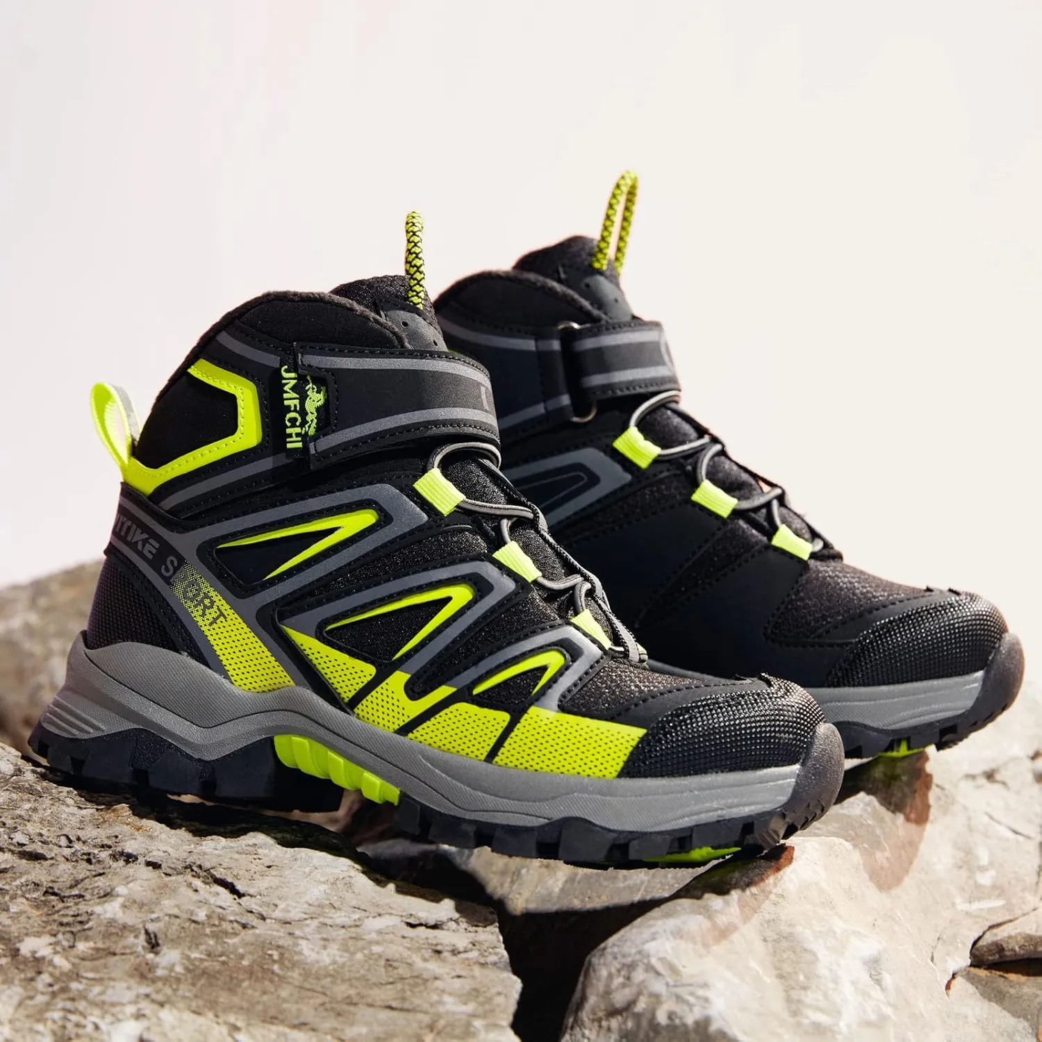 JMFCHI Kids Hiking Boots Boys Girls Outdoor Walking Climbing Sneaker Comfortable Non-slip Snow Shoes Hiker Boot Antiskid Steel Buckle Sole