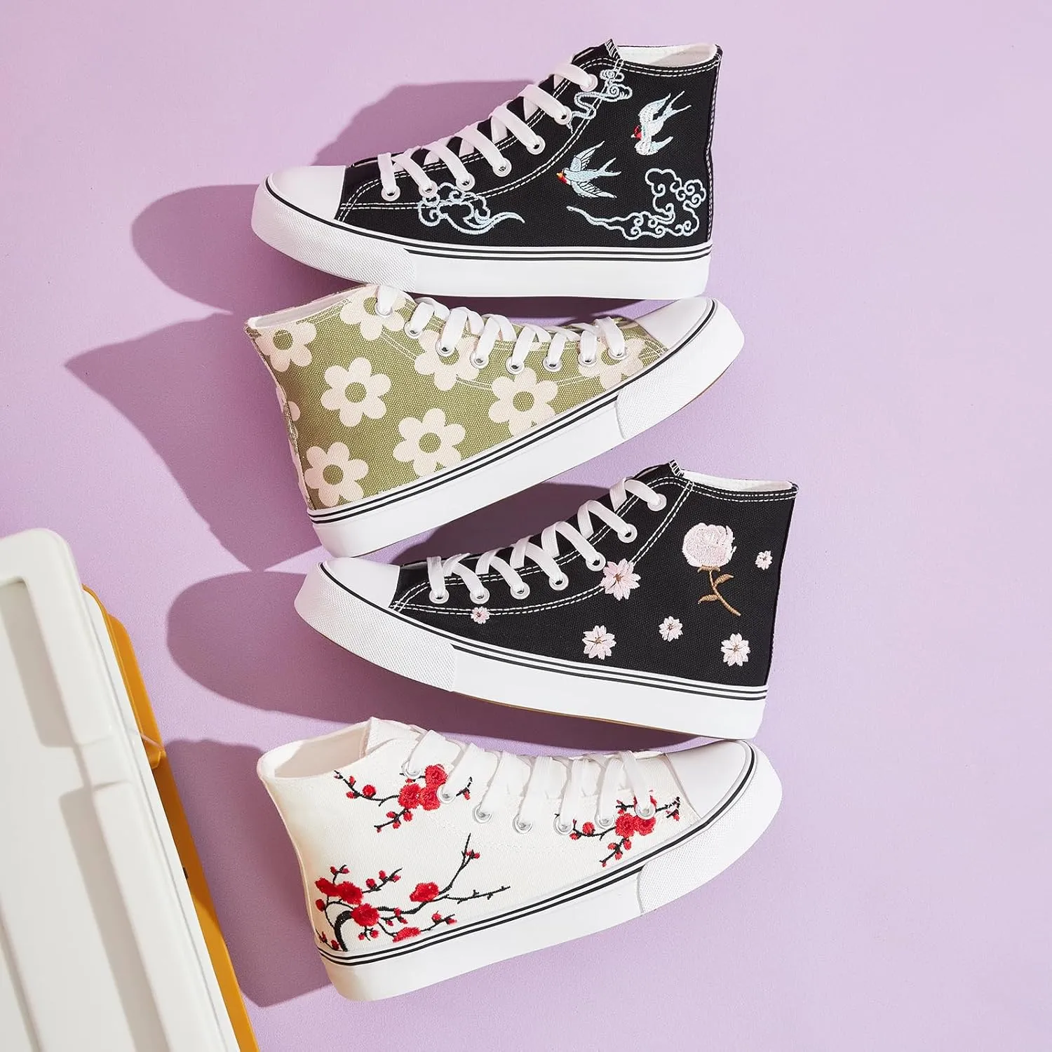 kufeiti Women's High Top Canvas Sneakers Canvas Shoes Lace up White Black Sneakers Casual Walking Shoes