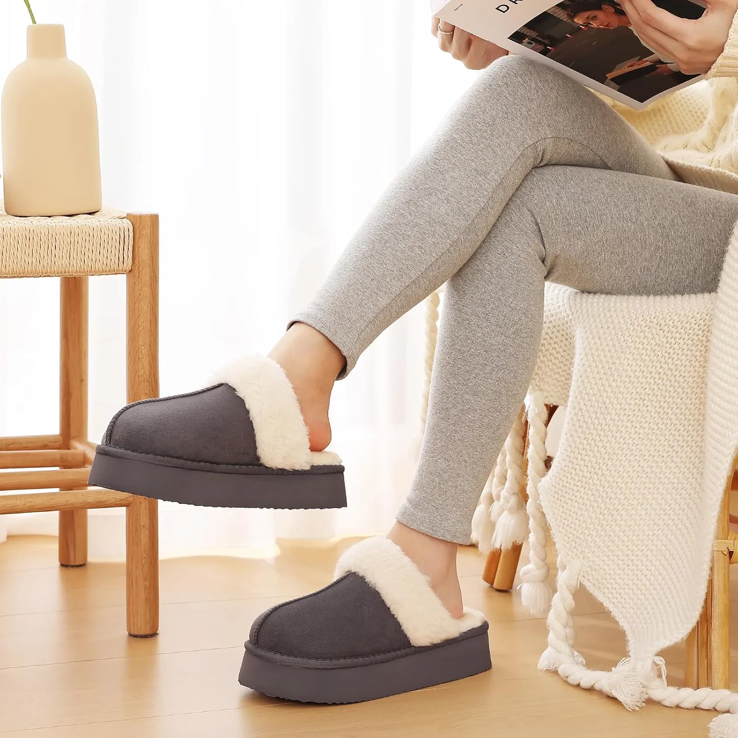 Litfun Womens Fuzzy Platform Slippers Fluffy Memory Foam Winter House Shoes for Indoor and Outdoor