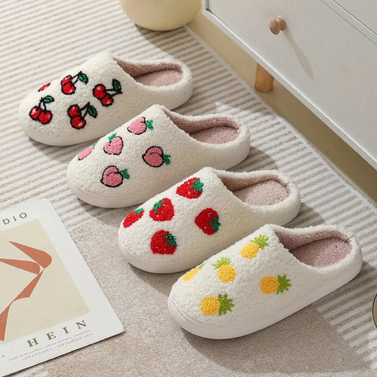 LNERIP Animal Slippers Fruit Slippers Plant Slippers Various Cartoon Patterns Fluffy Soft Memory Foam Retro Indoor Outdoor Home Couple Shoes