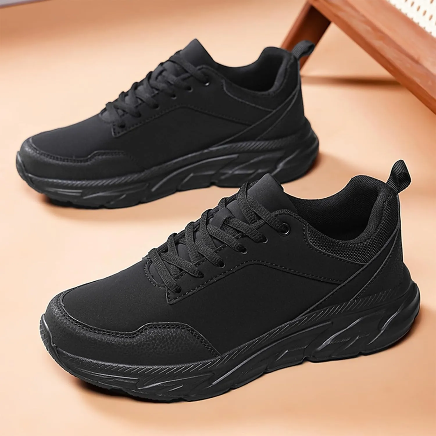 Men's Casual Sneakers Anti-Slip Wear-Resistant Platform Soft Thick Outsole Water-Proof Leather Upper Lightweight Fashionable Cushioned Lace-Up Workout Outdoor Travel Sports Shoes