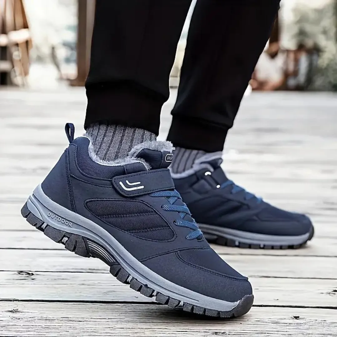 Men's Hiking Shoes – Comfortable Waterproof Outdoor Footwear for Winter Adventures