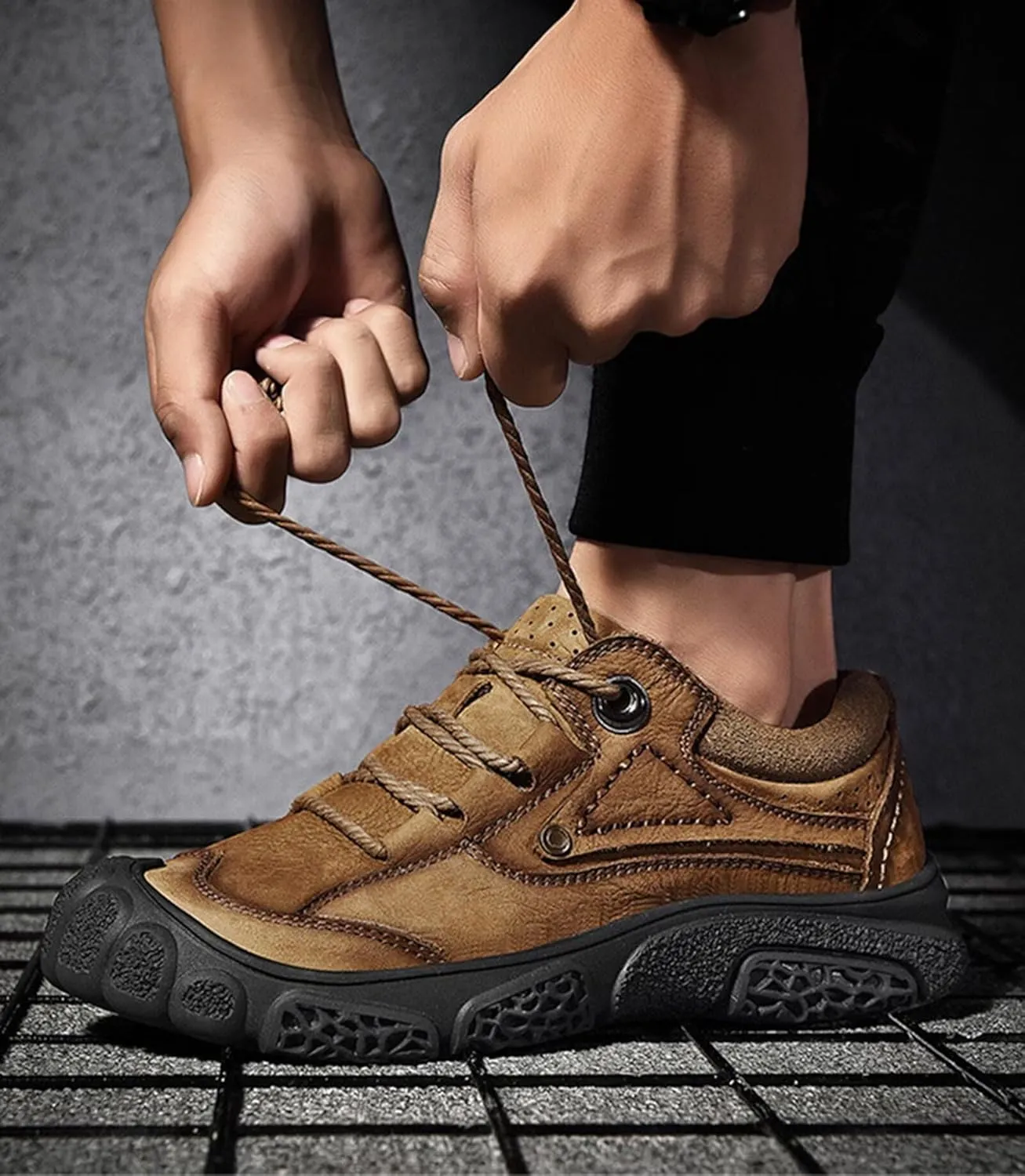 Men's Leather Shoes Outdoor Casual Leather Hiking Shoes Trekking Climbing Walking Shoes Work Shoes