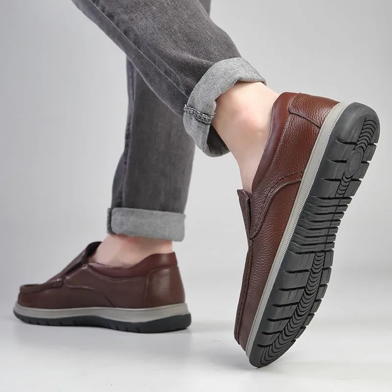 Men's Leather Shoes Slip-on Lightweight Casual Sport Shoes Breathable Non-Slip Flat Handmade Stitching Daily Wear Stylish Trendy Versatile Shoes