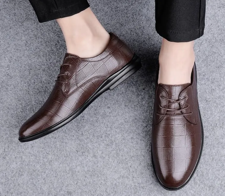 Mens Oxford Shoes Non-Slip Rubber Flat Dress Shoes for Men Wedding Fashion Pointed Toe Lace Up Business Tuxedo Shoes(Brown,9)