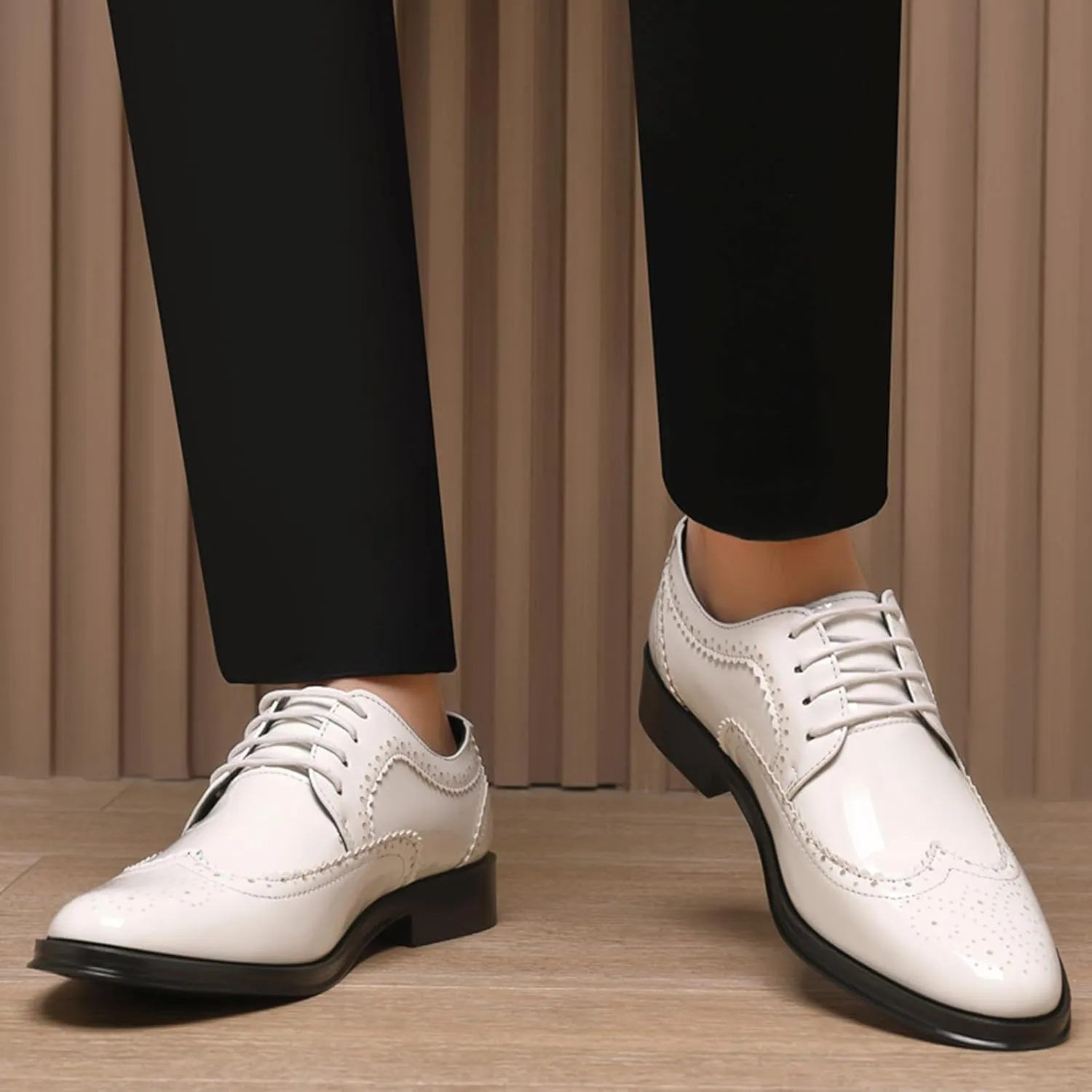 Men's Patent Leather Wingtip Carving Brogue Dress Shoes Fashion Classic Cap Toe Lace Up Low Top Oxfords Shoes Casual Business Formal Derby Shoes