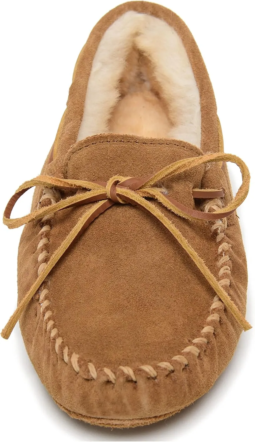 Minnetonka Womens Sheepskin Soft Leather Sole Moccasins