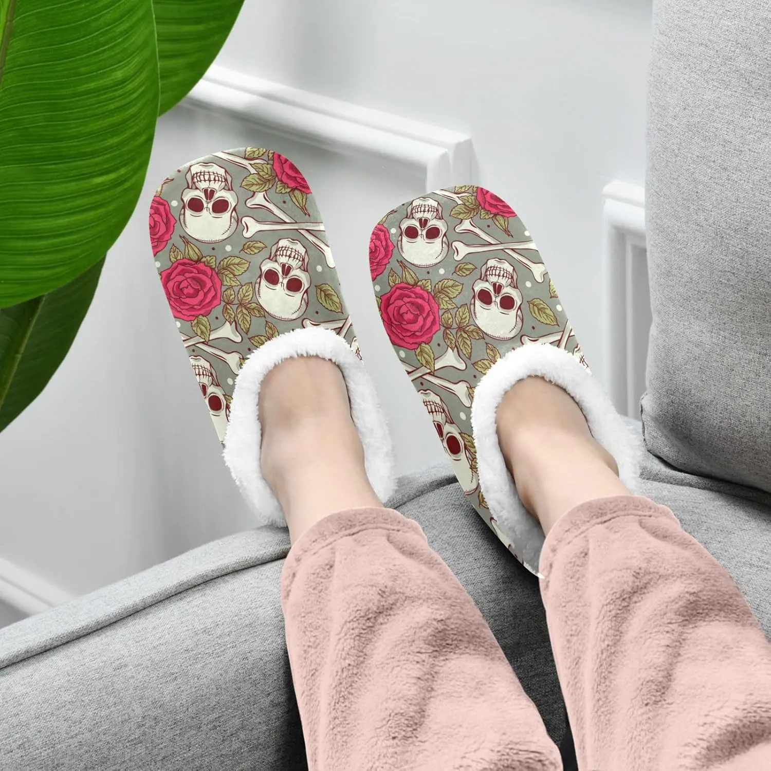 Naanle Women's Fuzzy Fur Slippers Skull Roses Slippers Comfy Fleece Warm Bedroom Shoes Home Slippers