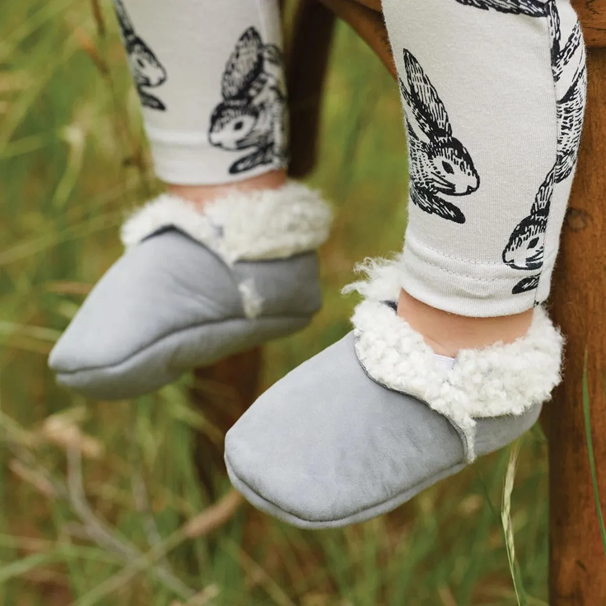 NATURE BABY - LAMBSKIN BOOTIES: GREY