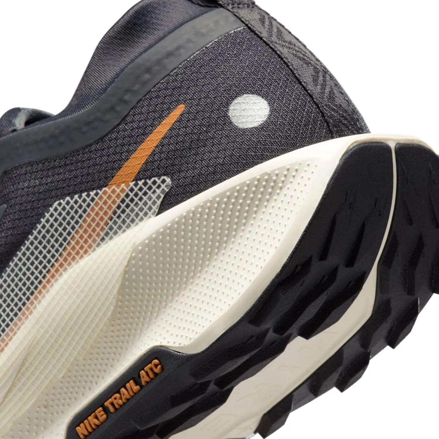 Nike Pegasus Trail 5 GORE-TEX Men's Waterproof Trail Running Shoes”
