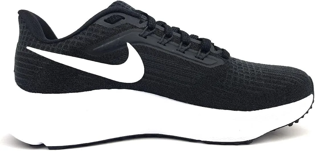 NIKE Women's Sneaker