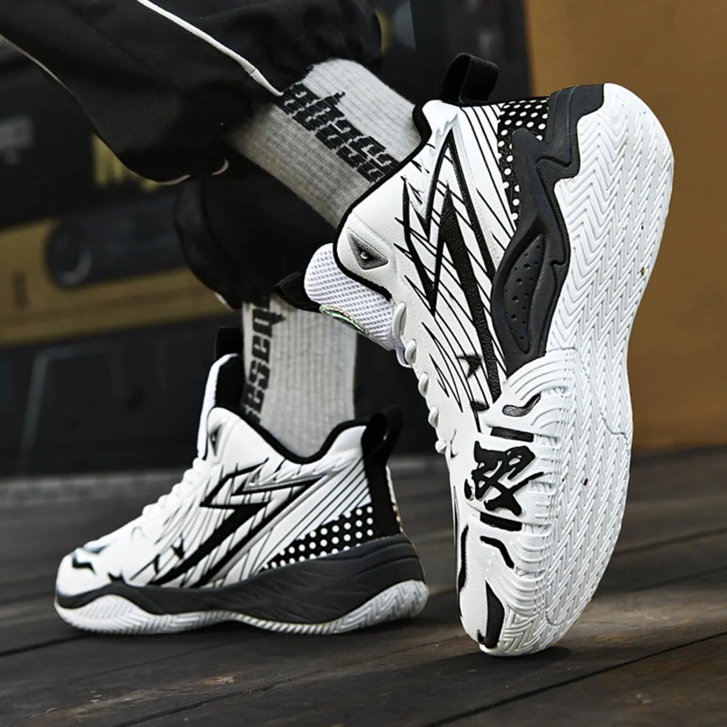 Non Slip Basketball Shoes