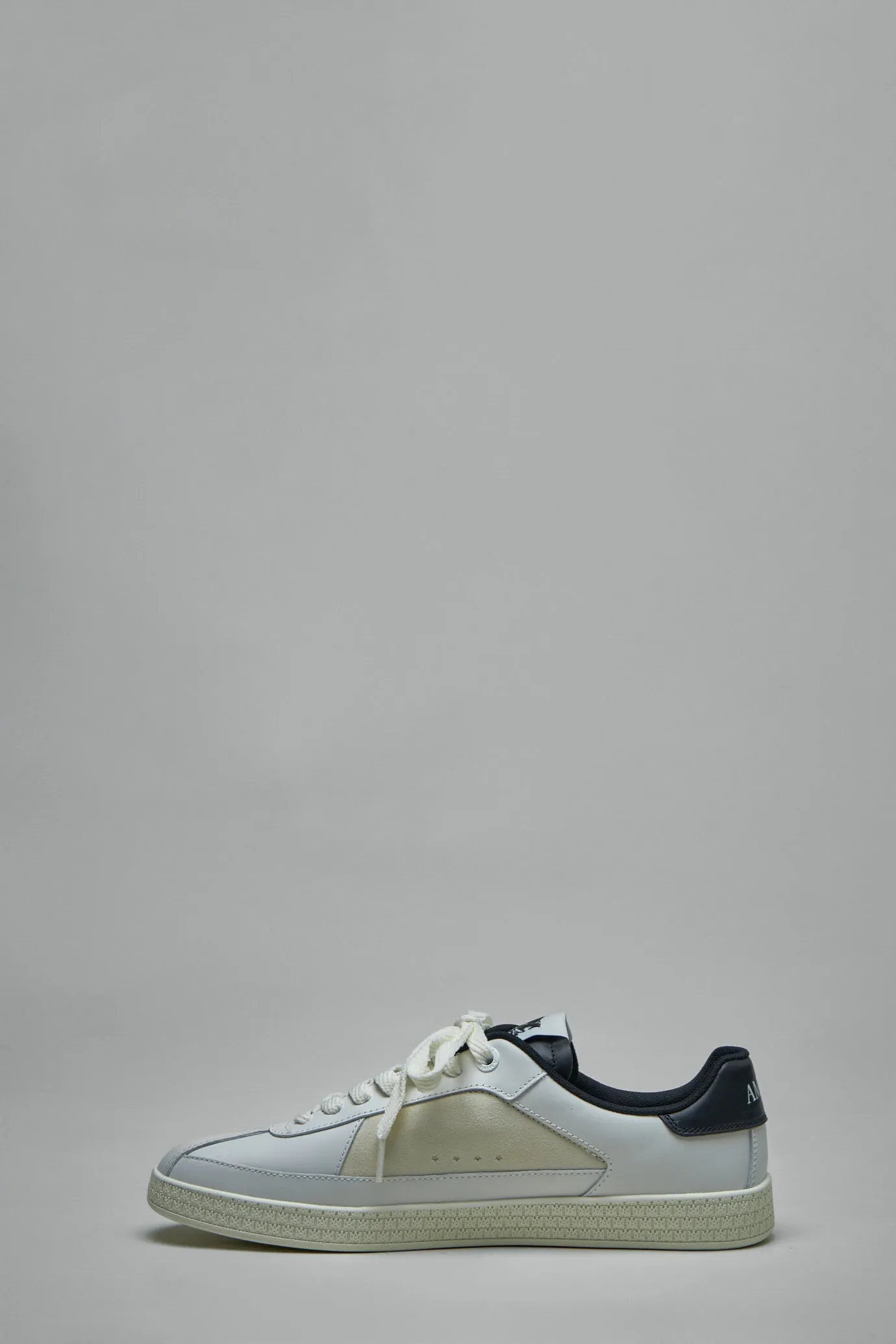 Pacific Sneaker
